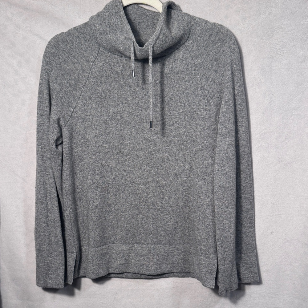 Ann Taylor Heather Gray Knit Wool Sweater